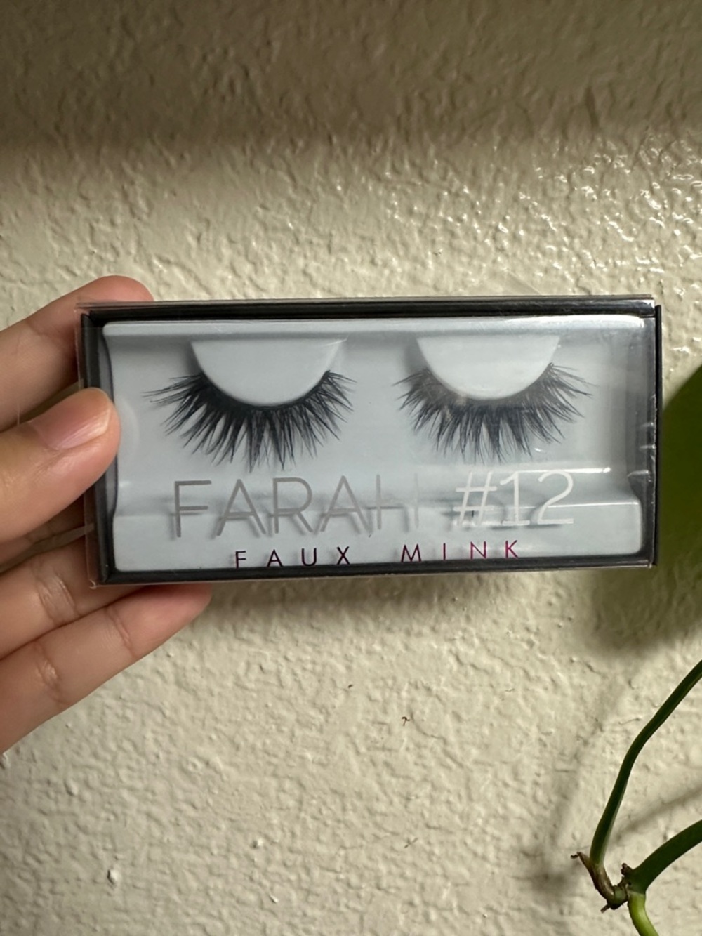 Farah Faux Mink Lashes #12 — Black Flared Volume